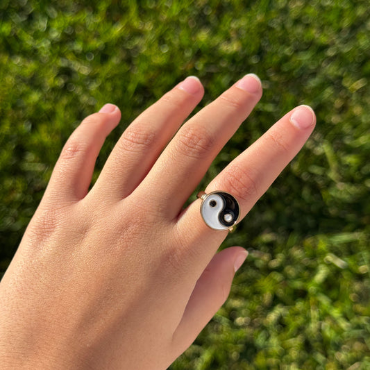 Peace Sign Spinner Ring