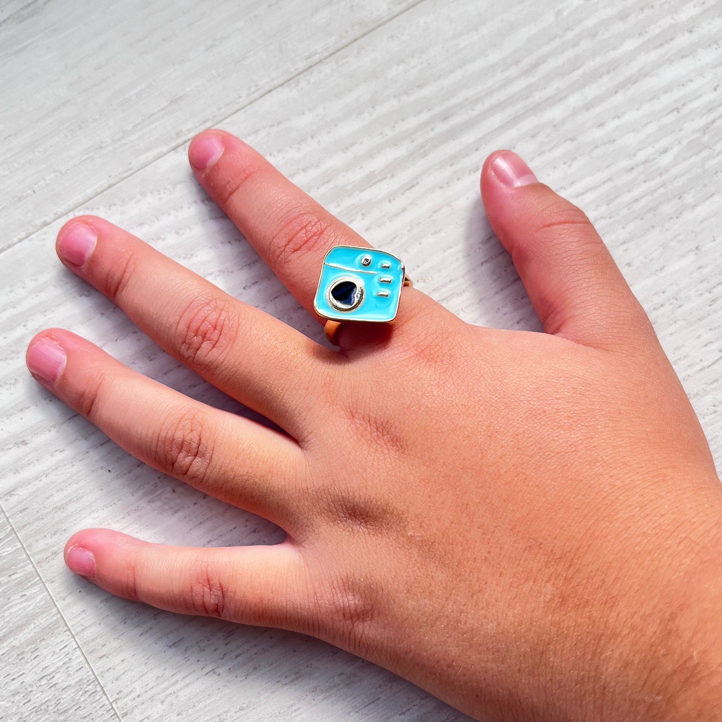 Confident Camera Spinner Ring