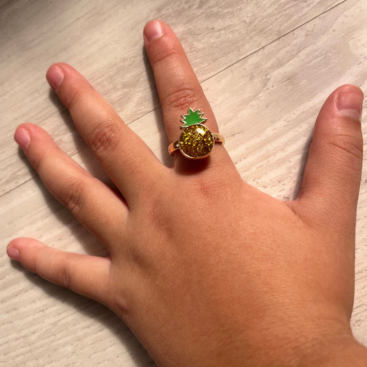 Precious Pineapple Spinner Ring