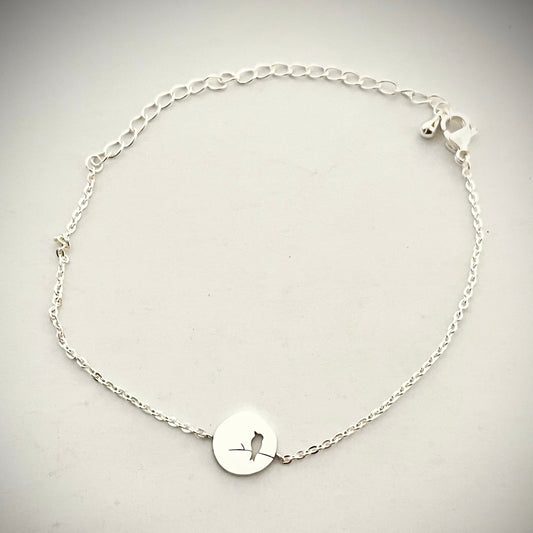 Robin Dainty Bracelet